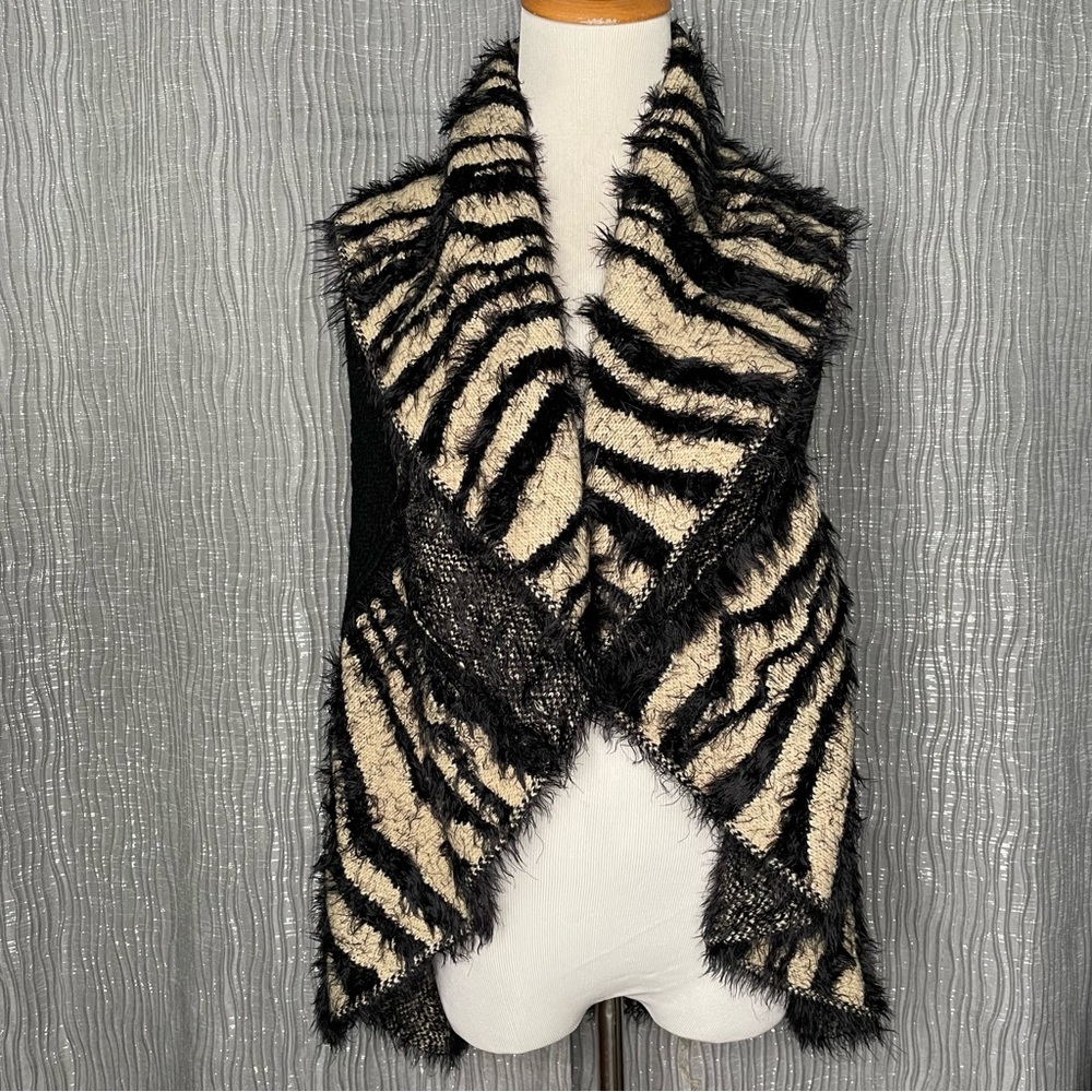 SIONI wool blend, super soft animal print drape sweater vest